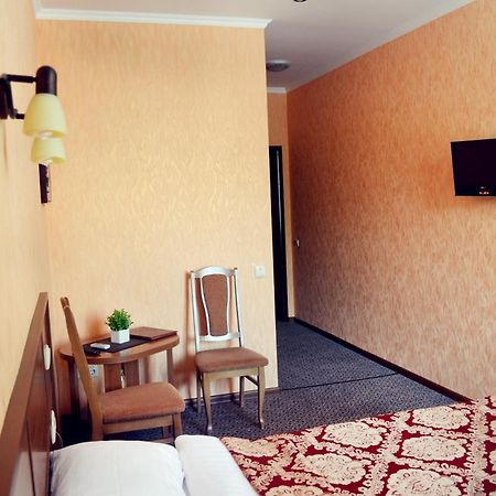 Hotel Dobrodiy วินนิตซา ภายนอก รูปภาพ
