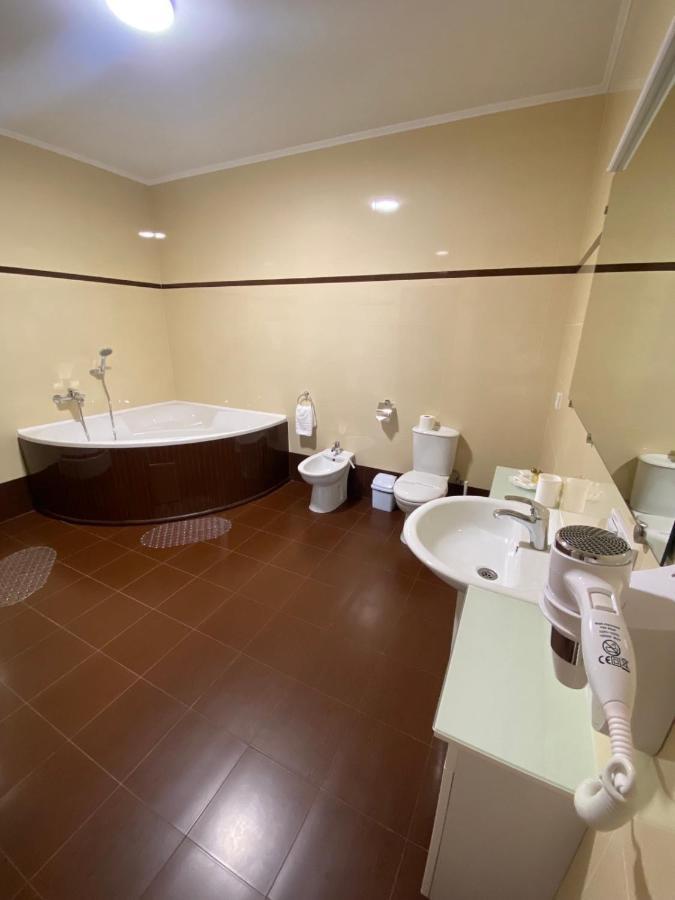 Hotel Dobrodiy วินนิตซา ภายนอก รูปภาพ